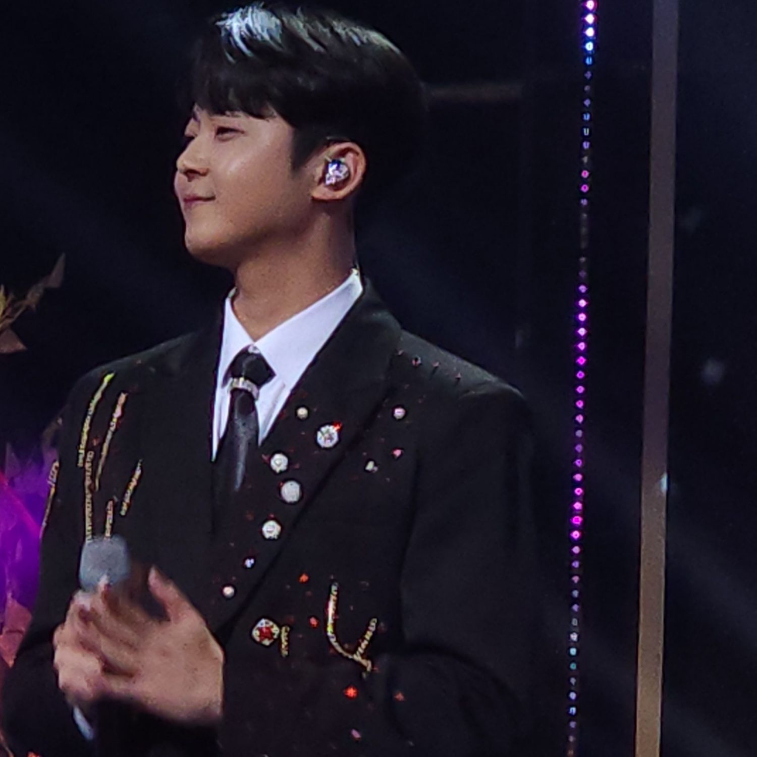 Behind-the-scenes cut of Park Minsu