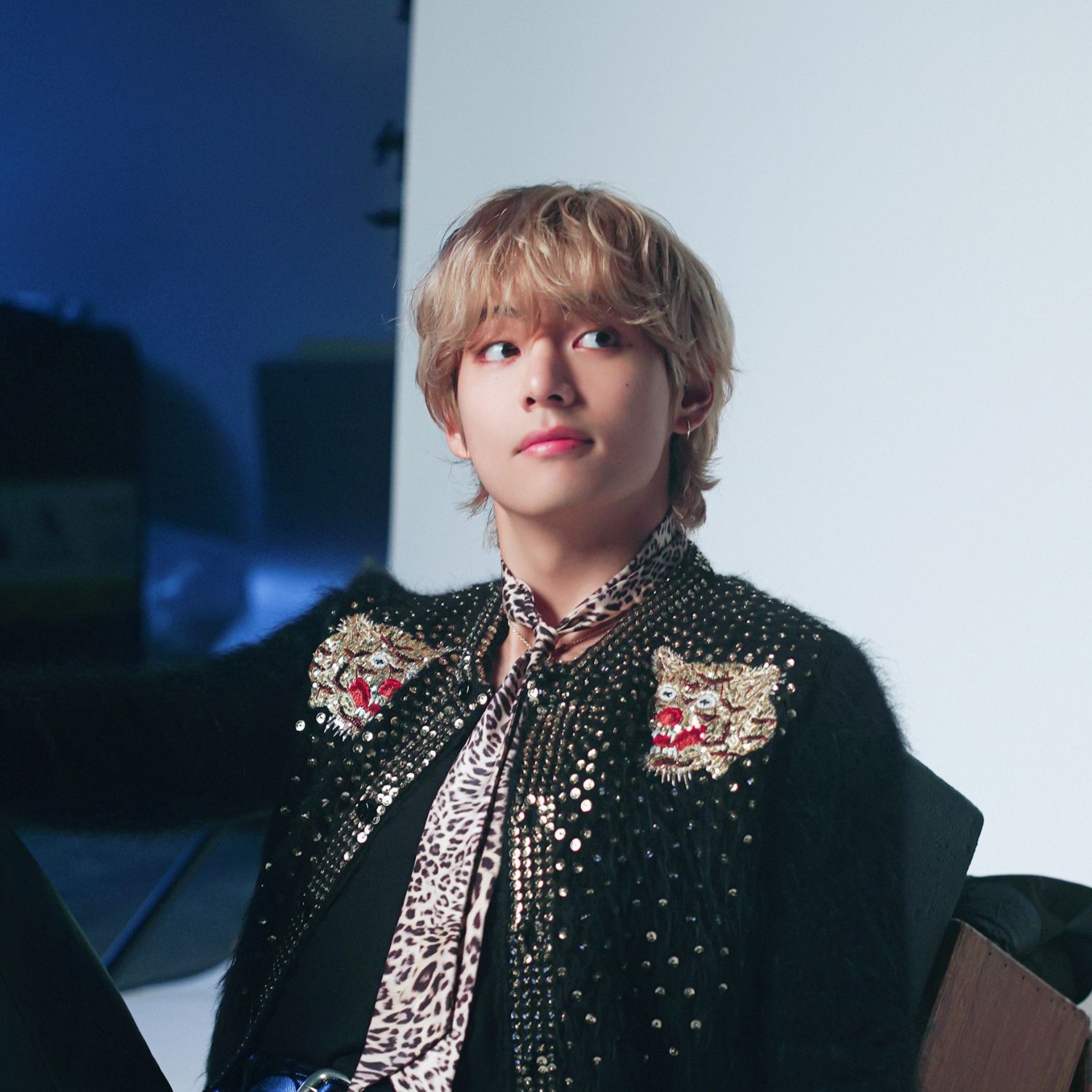 Recent activity shot of Kim Taehyung (V)
