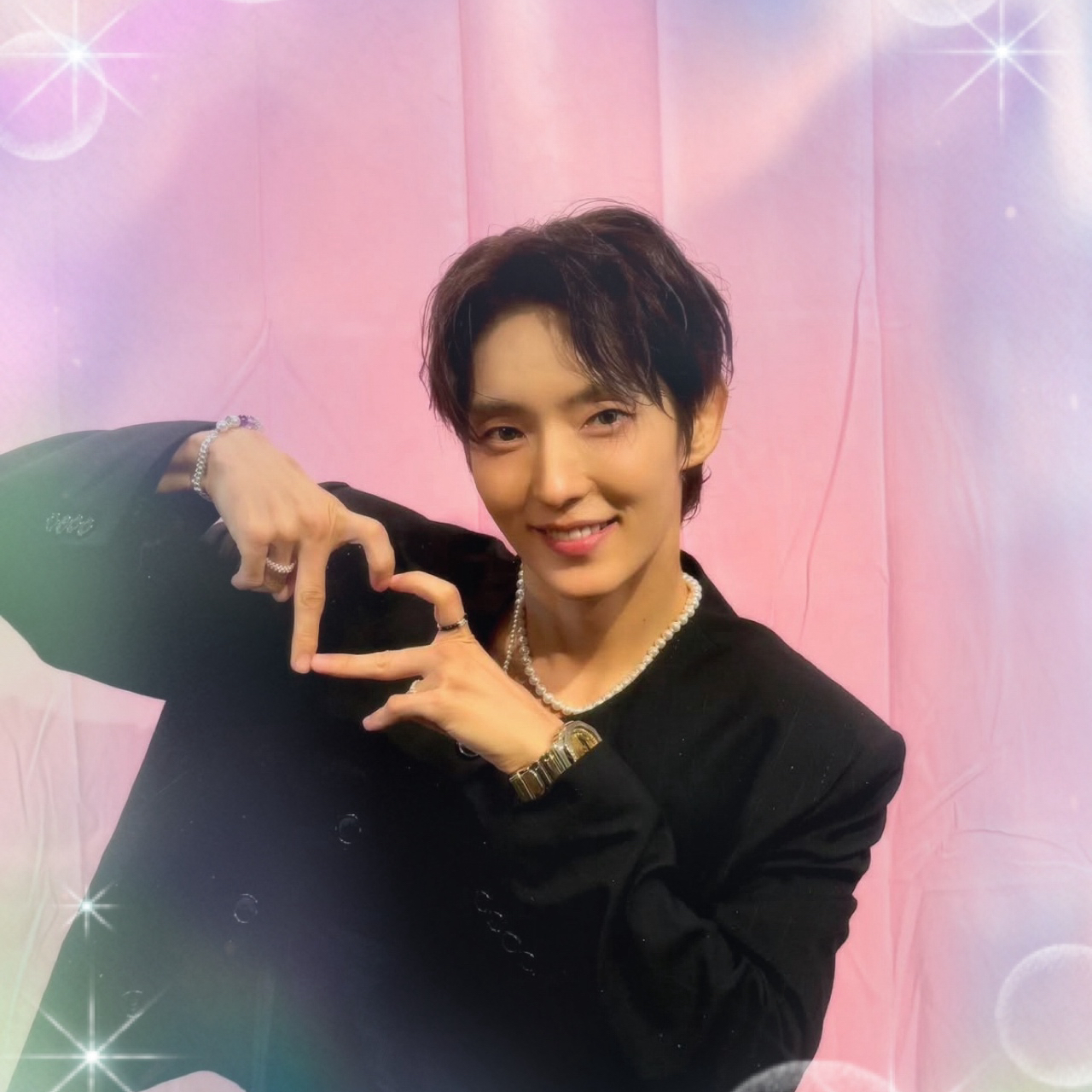 Behind-the-scenes cut of Lee Joongi