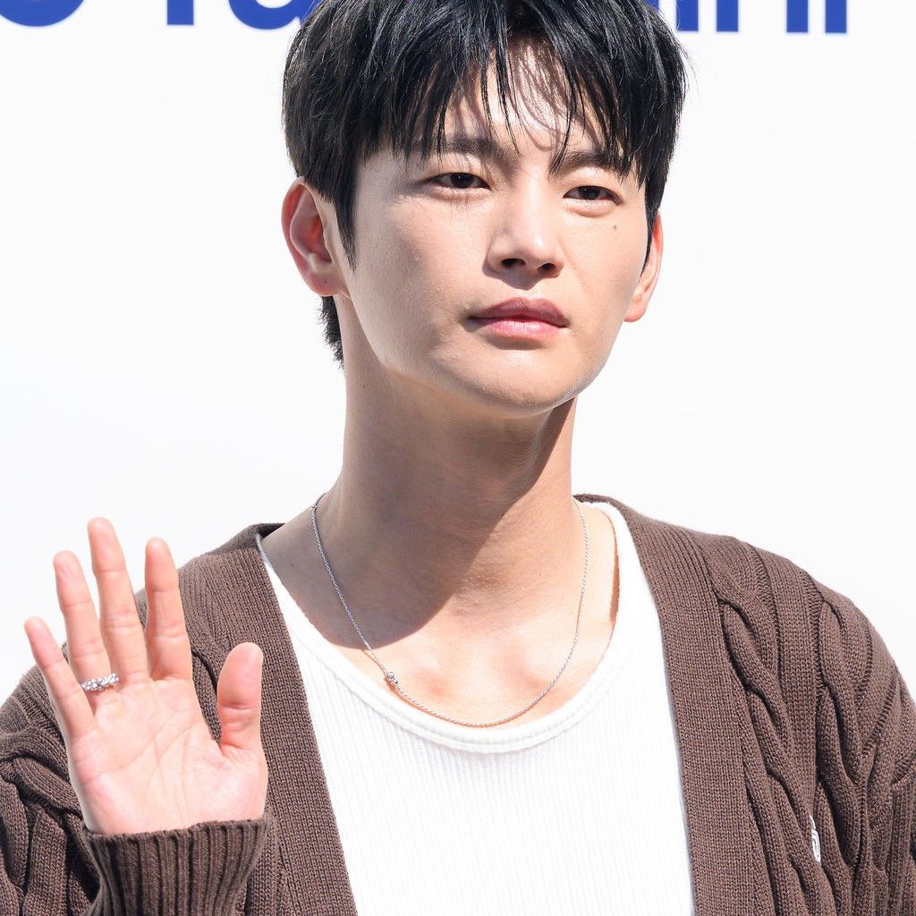 서인국의 비하인드 컷