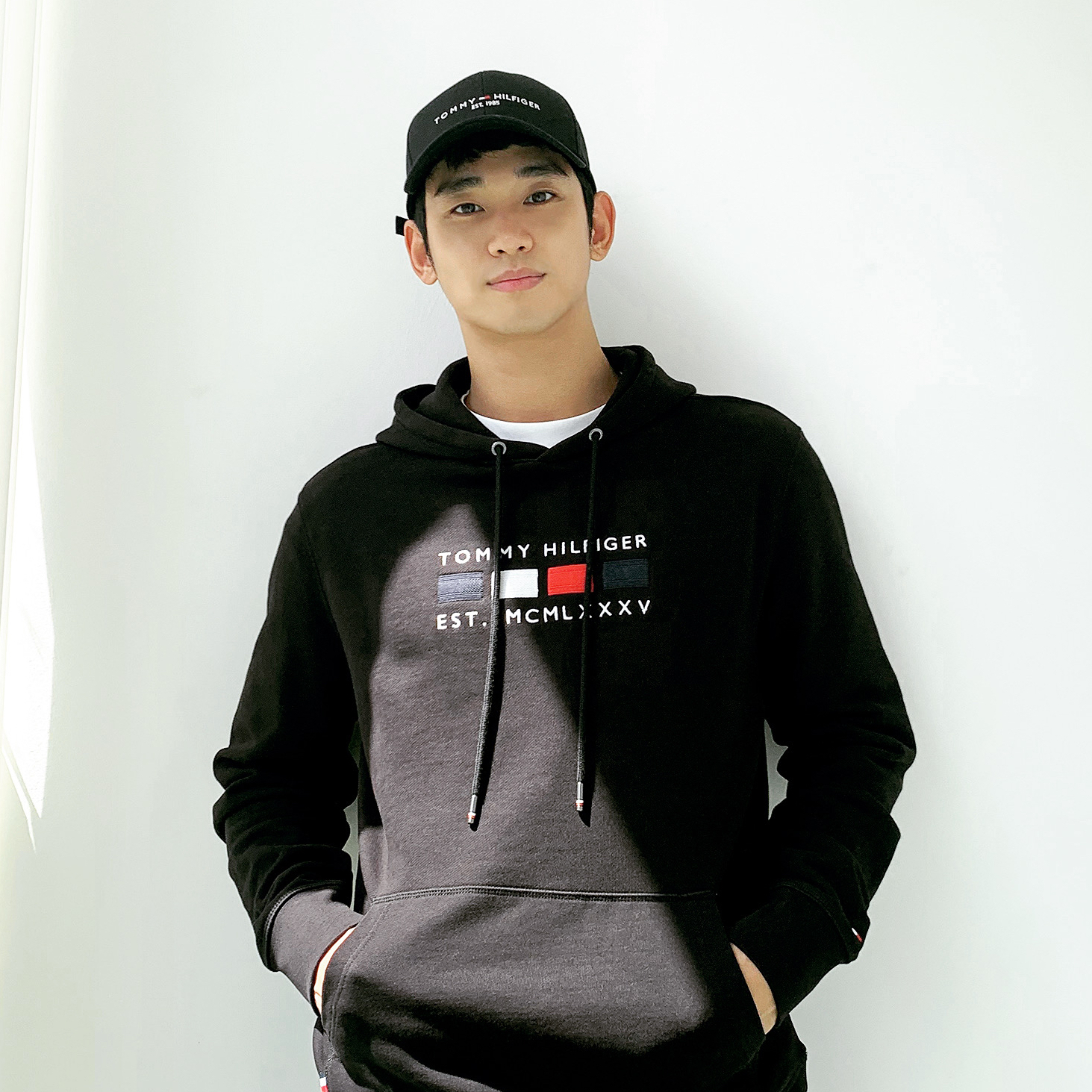 A moment captured by a fan of Kim Soohyun