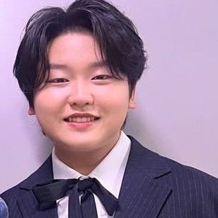 Behind-the-scenes cut of Park Sungon