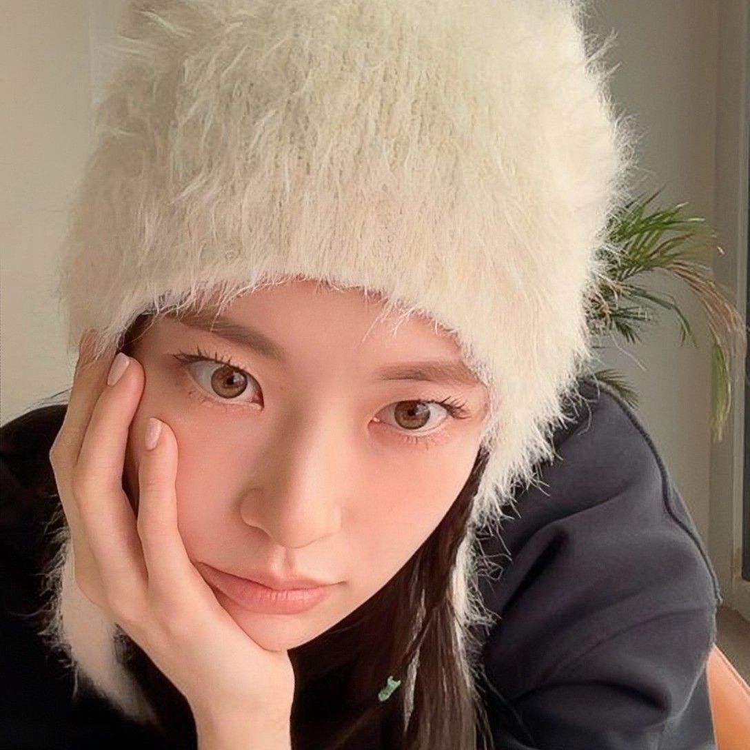 Recent activity shot of Gong Seungyeon