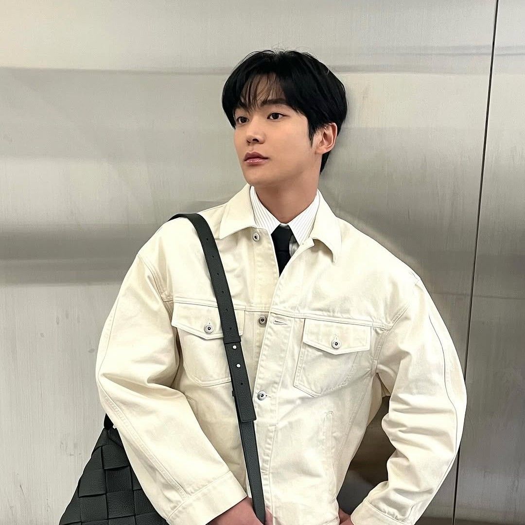 Recent activity shot of Rowoon