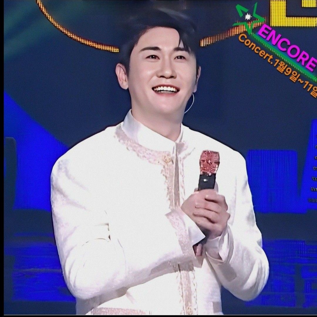 ヨンタクの最新写真