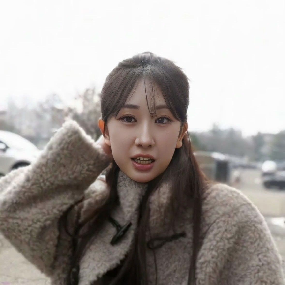 Momen yang diabadikan oleh penggemar Jeon Yujin