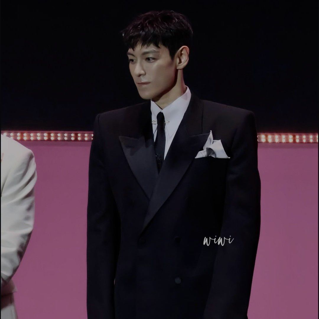 Behind-the-scenes cut of T.O.P