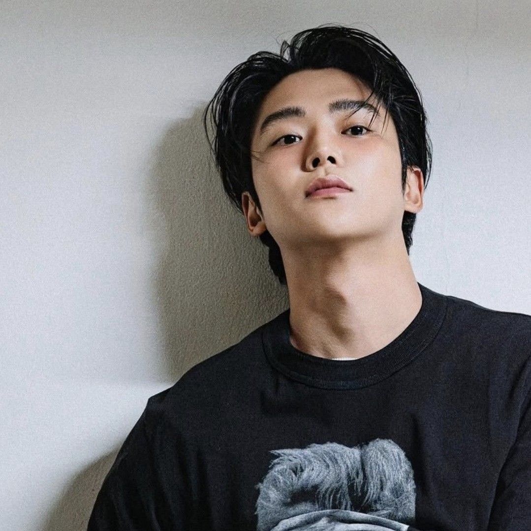 Recent activity shot of Rowoon