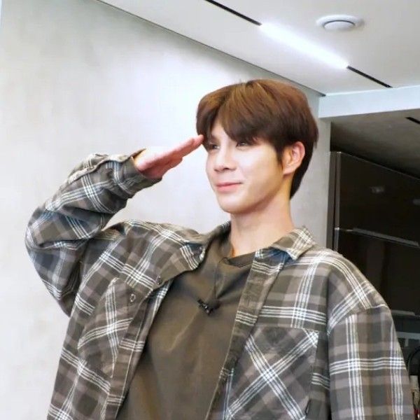 Latest photo of Jeong Dongwon