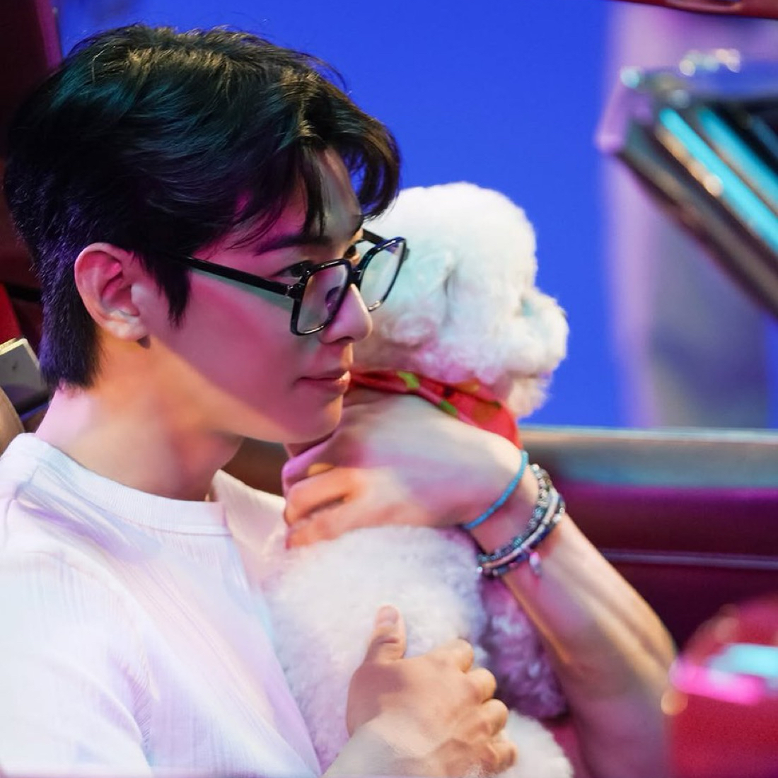 A moment captured by a fan of Cha Eunwoo