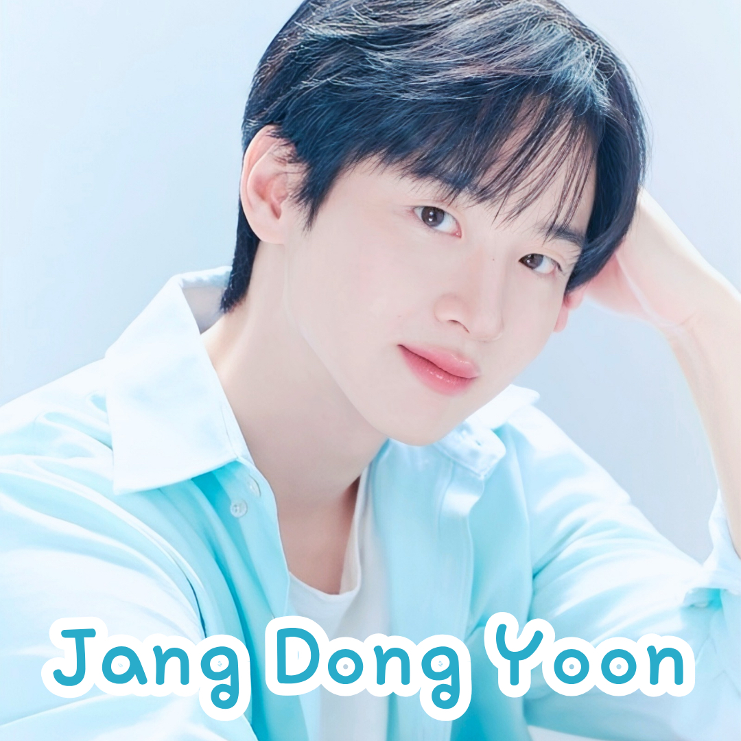 A moment captured by a fan of Jang Dongyoon