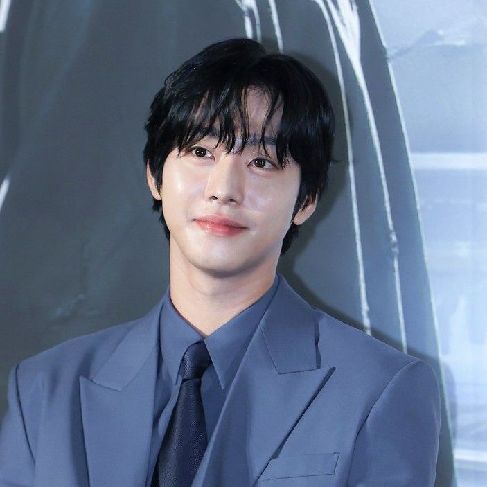 Behind-the-scenes cut of Ahn Hyoseop