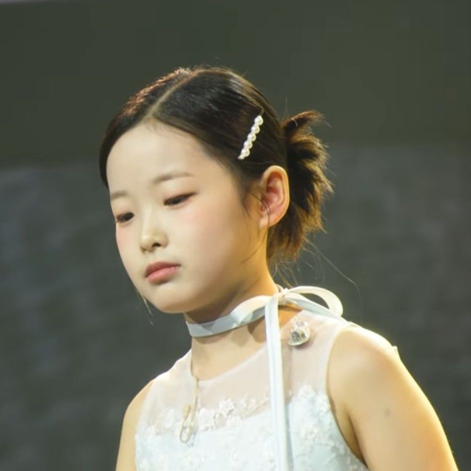 A moment captured by a fan of Lee Sooyeon