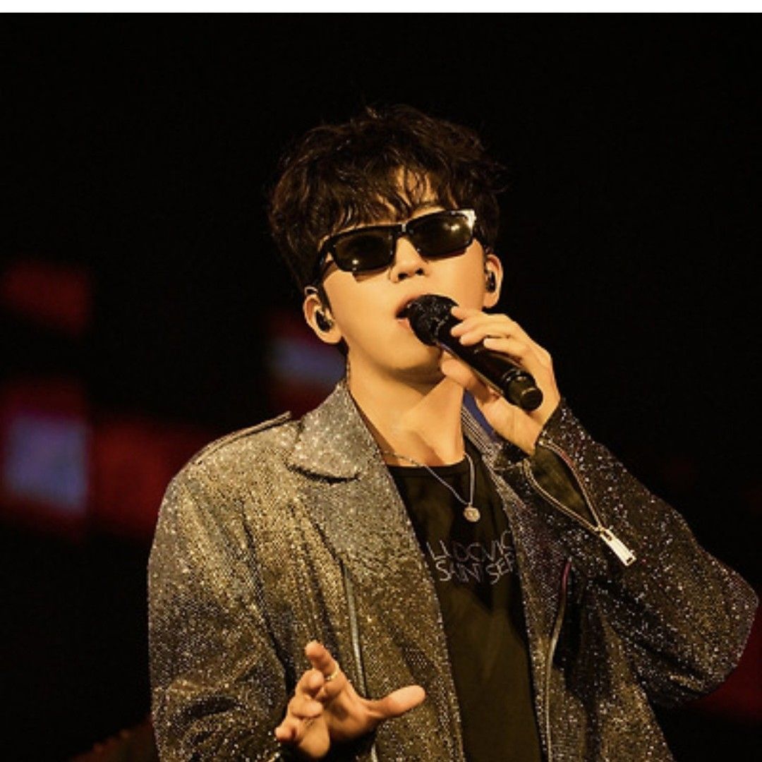 Cuplikan di balik layar dari Lim Youngwoong