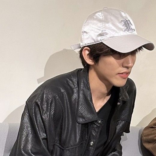 李承允的最新照片