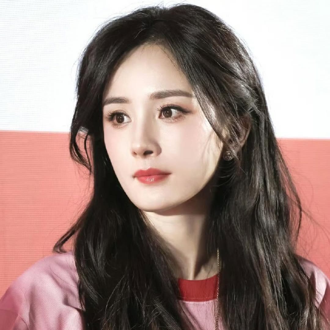 Behind-the-scenes cut of Yang Mi