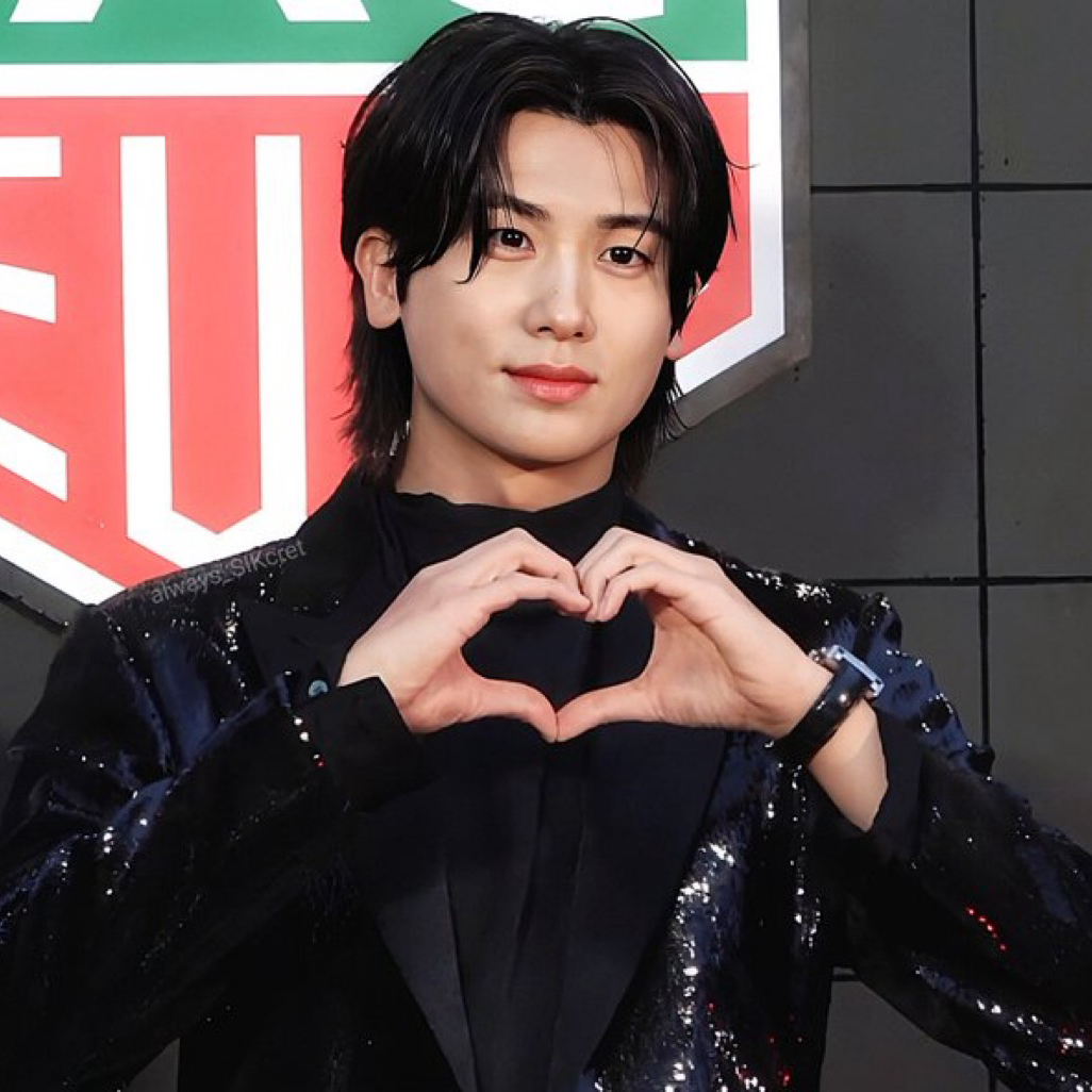 Recent activity shot of Park Hyungsik