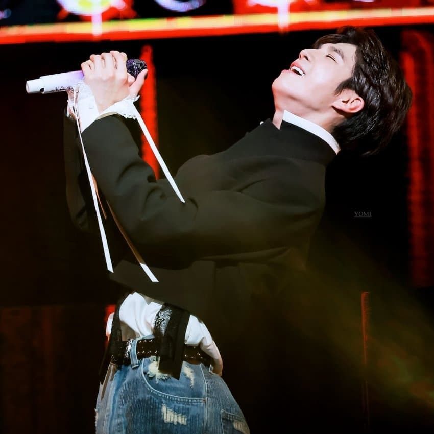Recent activity shot of Jeong Dongwon