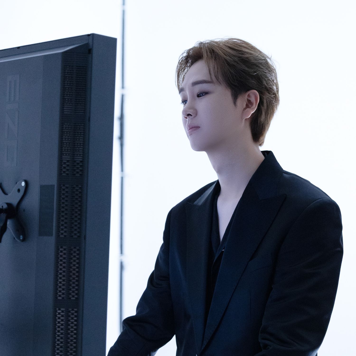 Latest photo of Song Minjun