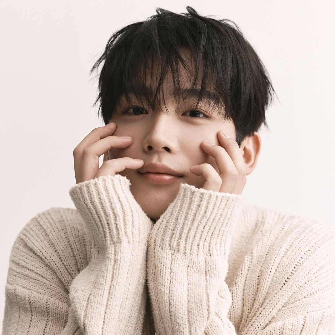 Behind-the-scenes cut of Kim Yohan