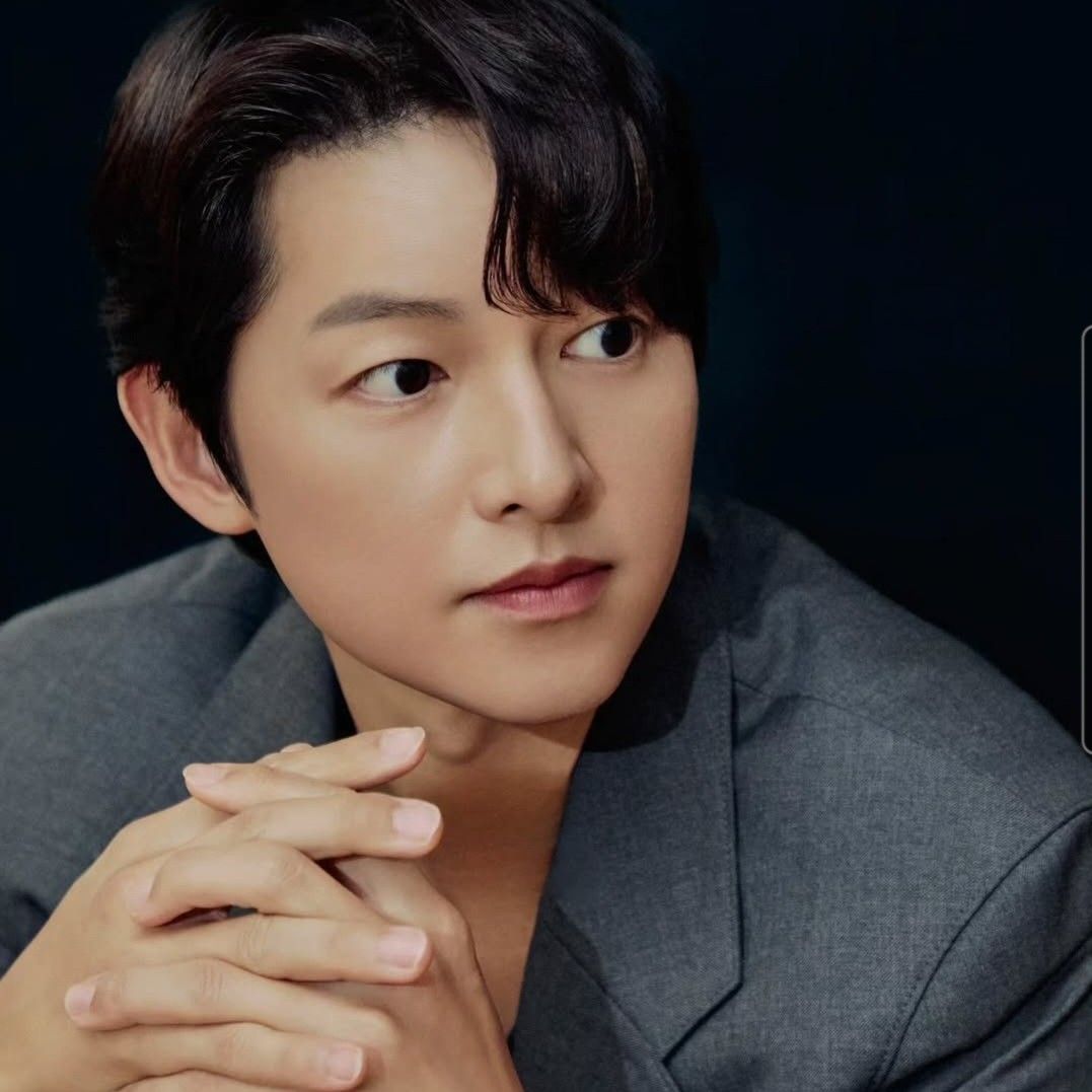 宋仲基的最新照片