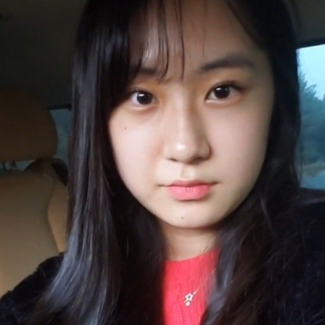Foto kegiatan terbaru dari Jeon Yujin