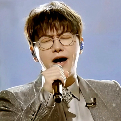 A moment captured by a fan of Chungil