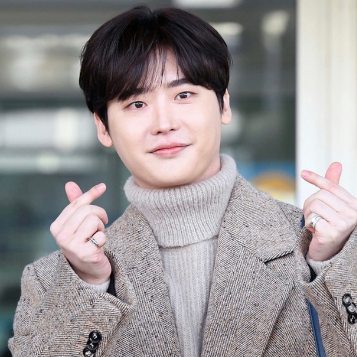 Behind-the-scenes cut of Lee Jongsuk