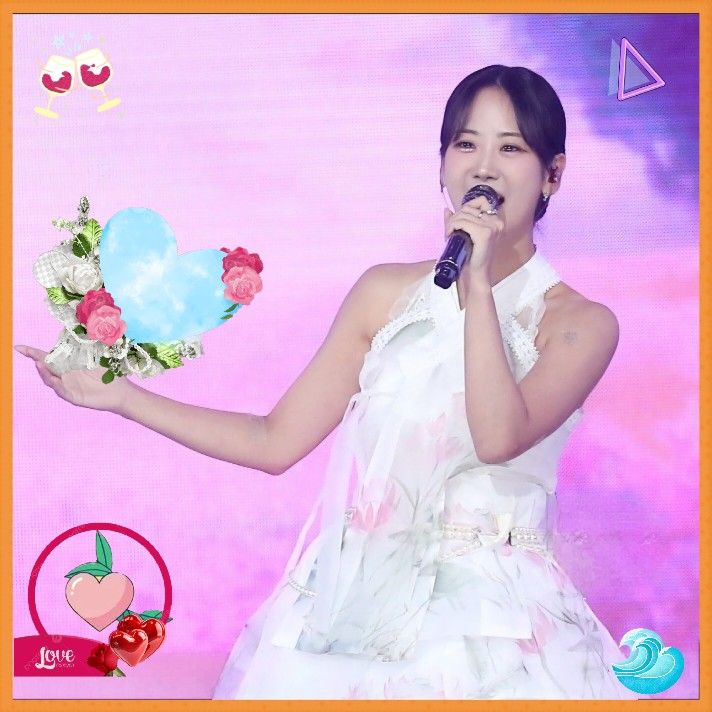 Behind-the-scenes cut of Kang Hyeyeon