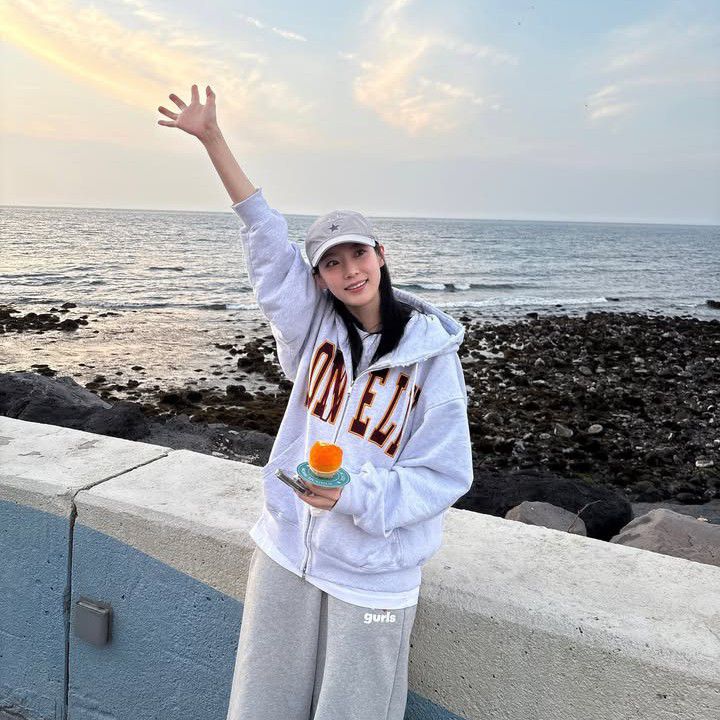 Recent activity shot of Gong Seungyeon