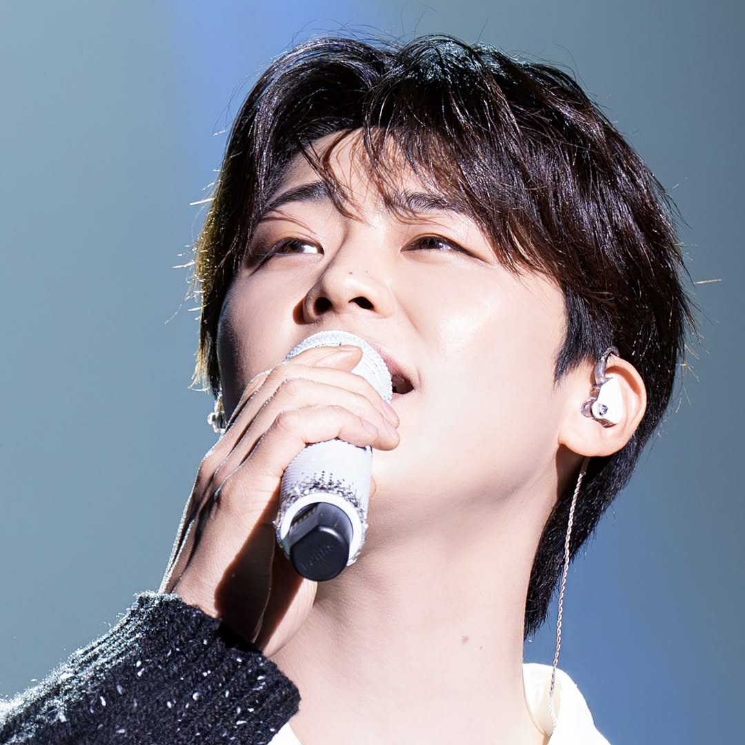 A moment captured by a fan of Park Jihyeon