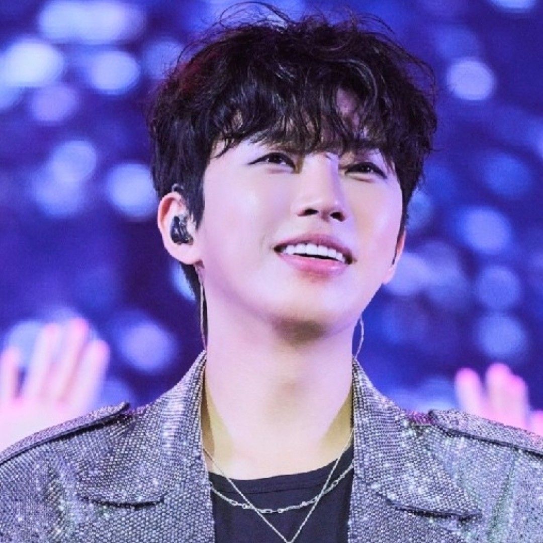 Cuplikan di balik layar dari Lim Youngwoong