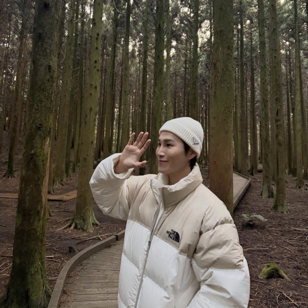 김희재 최근 활동샷