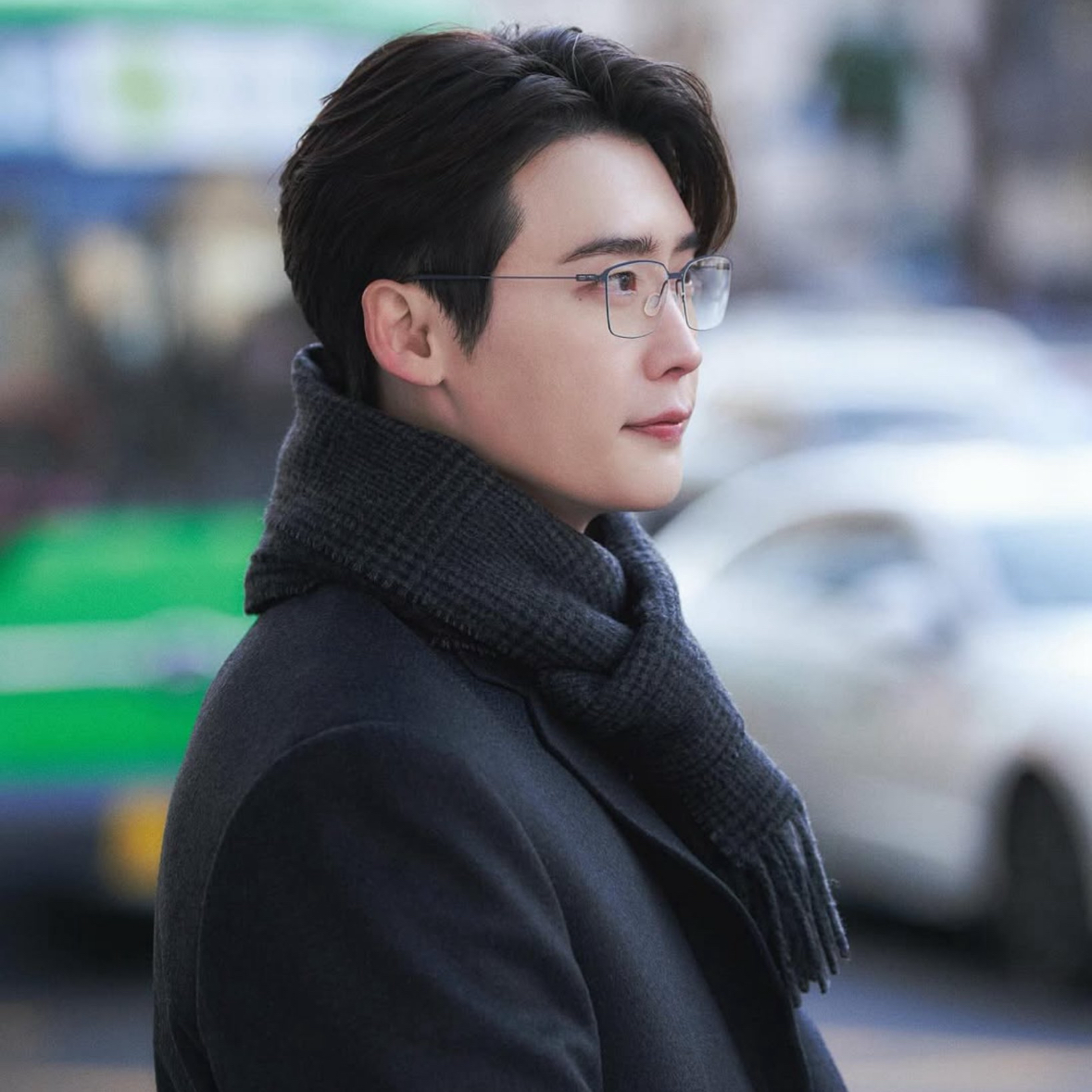 Recent activity shot of Lee Jongsuk