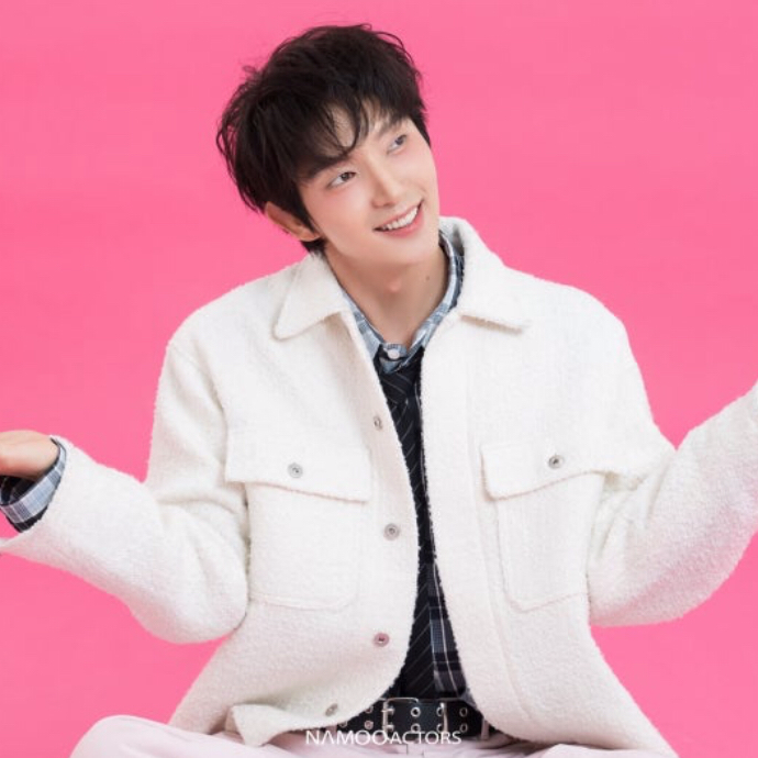 Recent activity shot of Lee Joongi