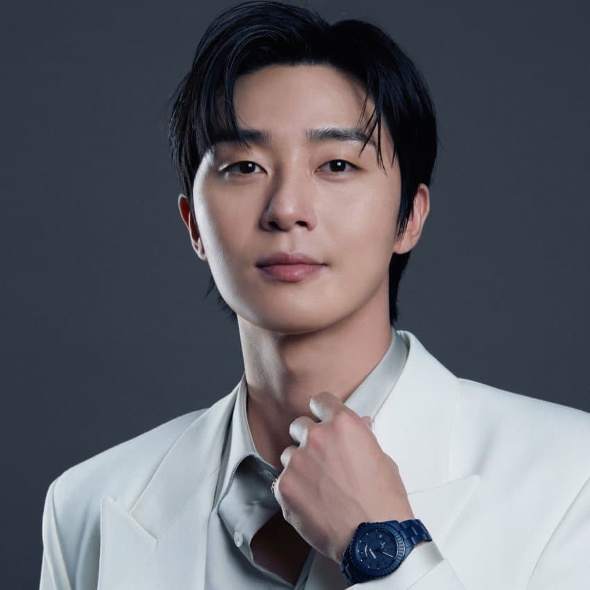A moment captured by a fan of Park Seojoon