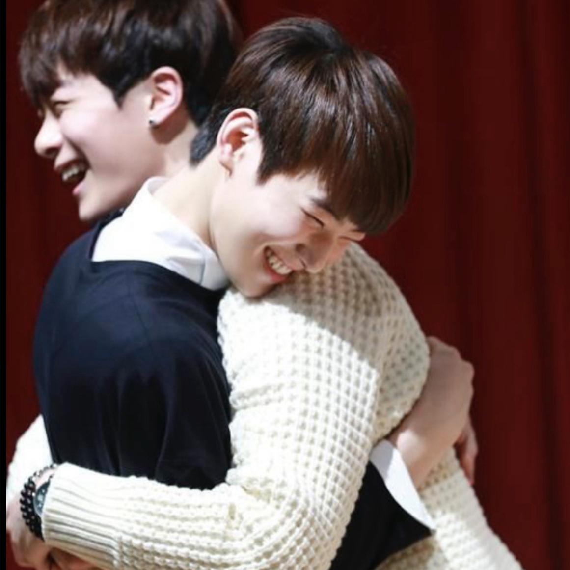 Cuplikan di balik layar dari Cha Eunwoo