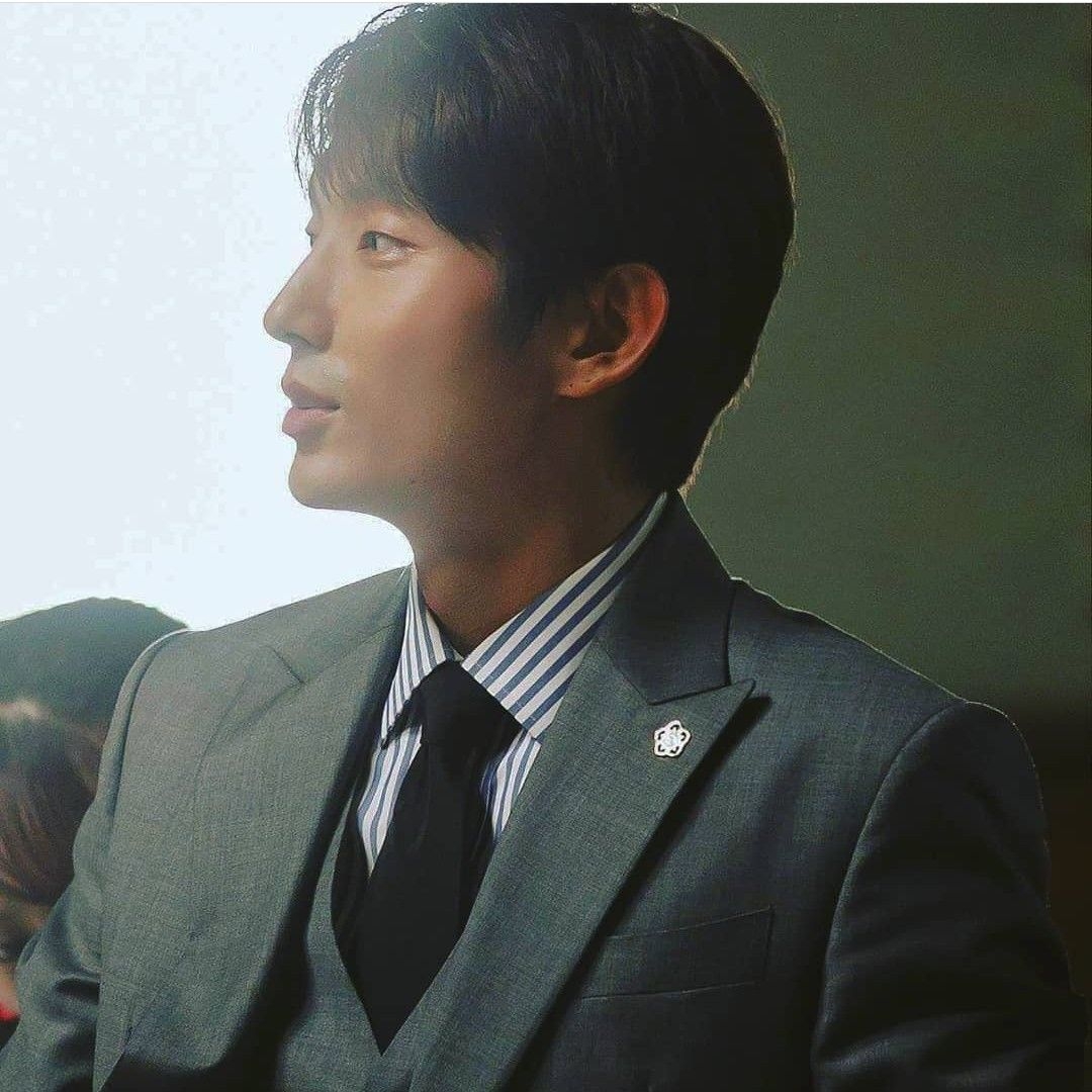Latest photo of Lee Joongi