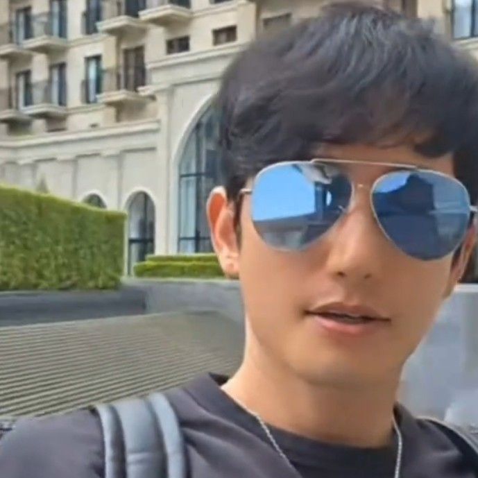 Recent activity shot of Park Sihoo