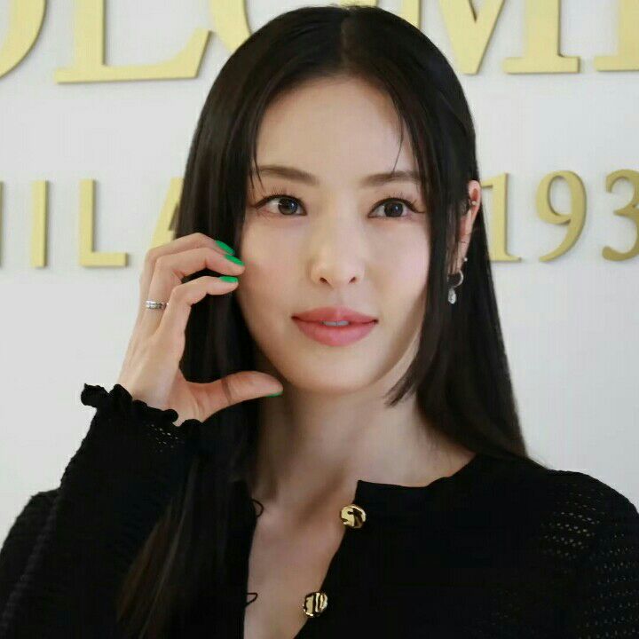Recent activity shot of Lee Dahee 