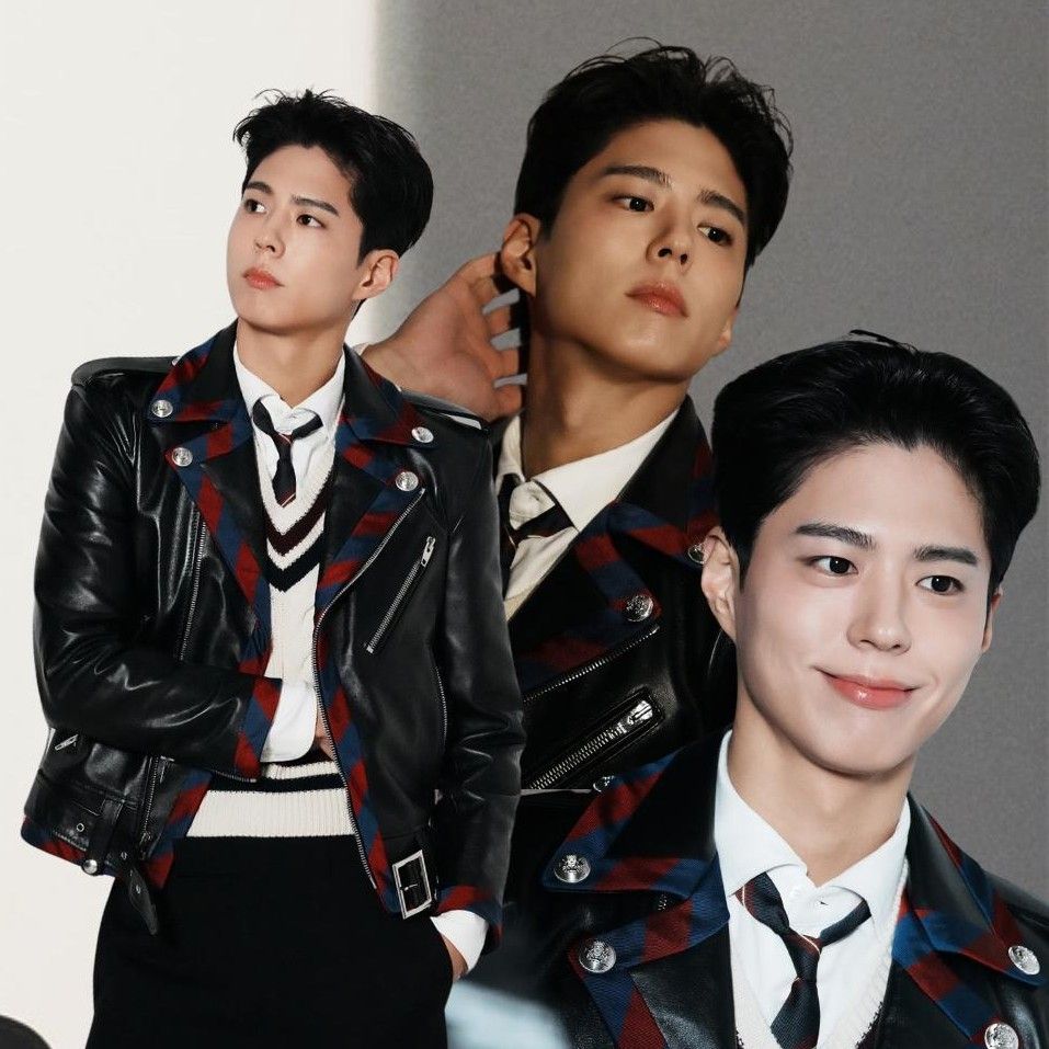 A moment captured by a fan of Park Bogum
