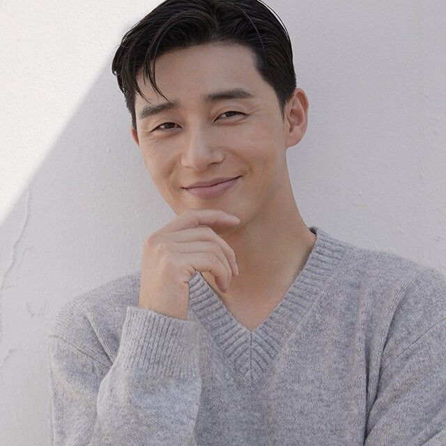 A moment captured by a fan of Park Seojoon