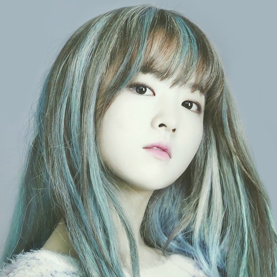 Recent activity shot of Park Boyoung