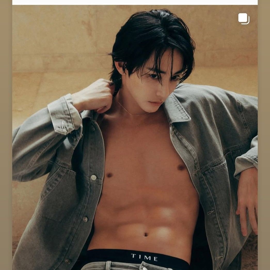 A moment captured by a fan of Lee Soohyuk