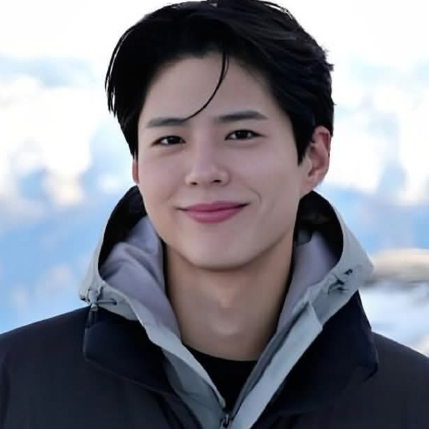 Latest photo of Park Bogum