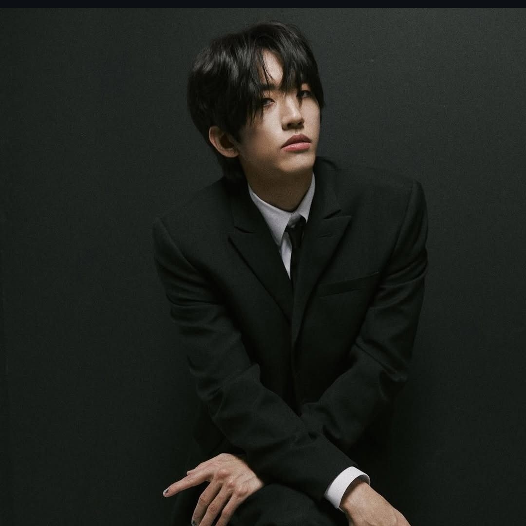 Latest photo of Lee Seungyoon