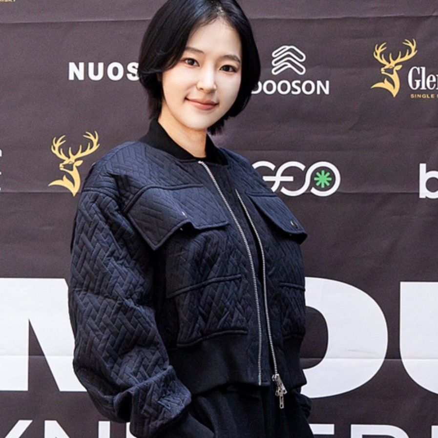 Latest photo of Hong Ja