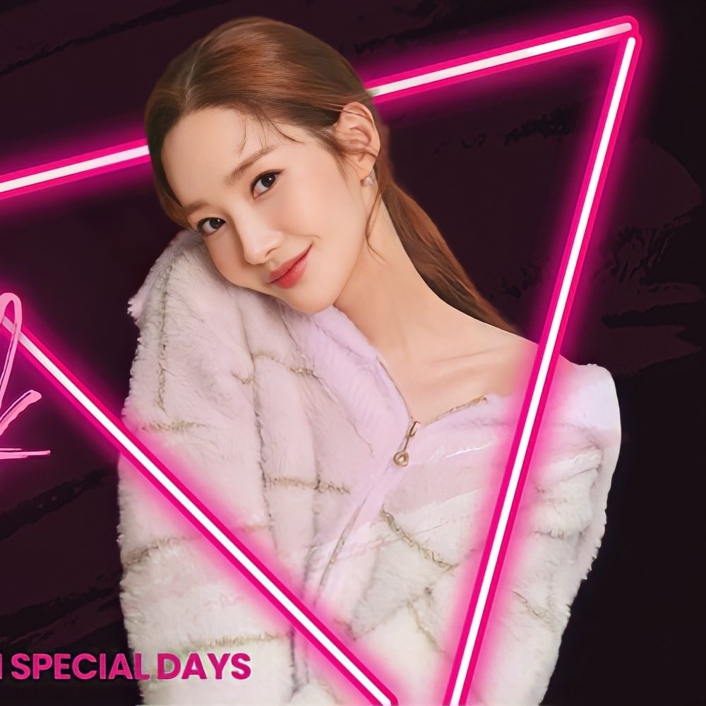 A moment captured by a fan of Park Minyoung