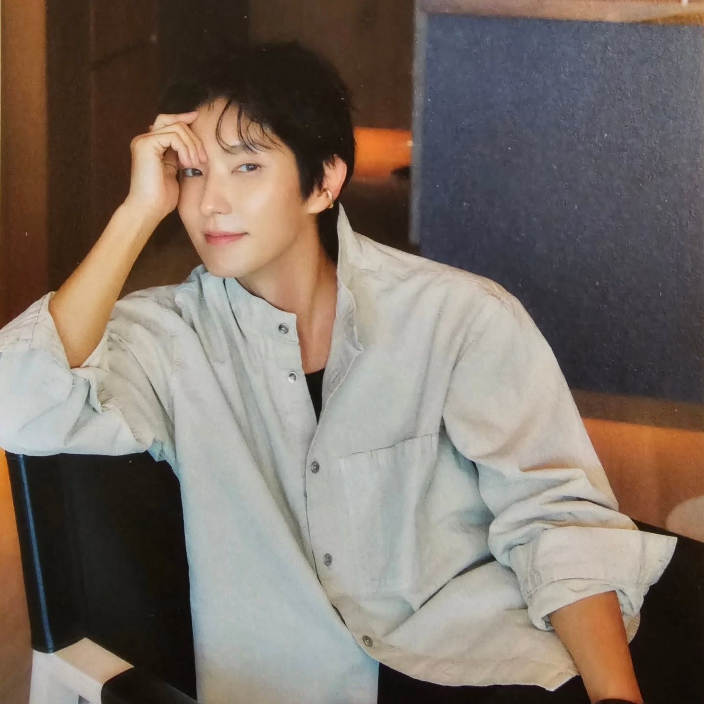 A moment captured by a fan of Lee Joongi