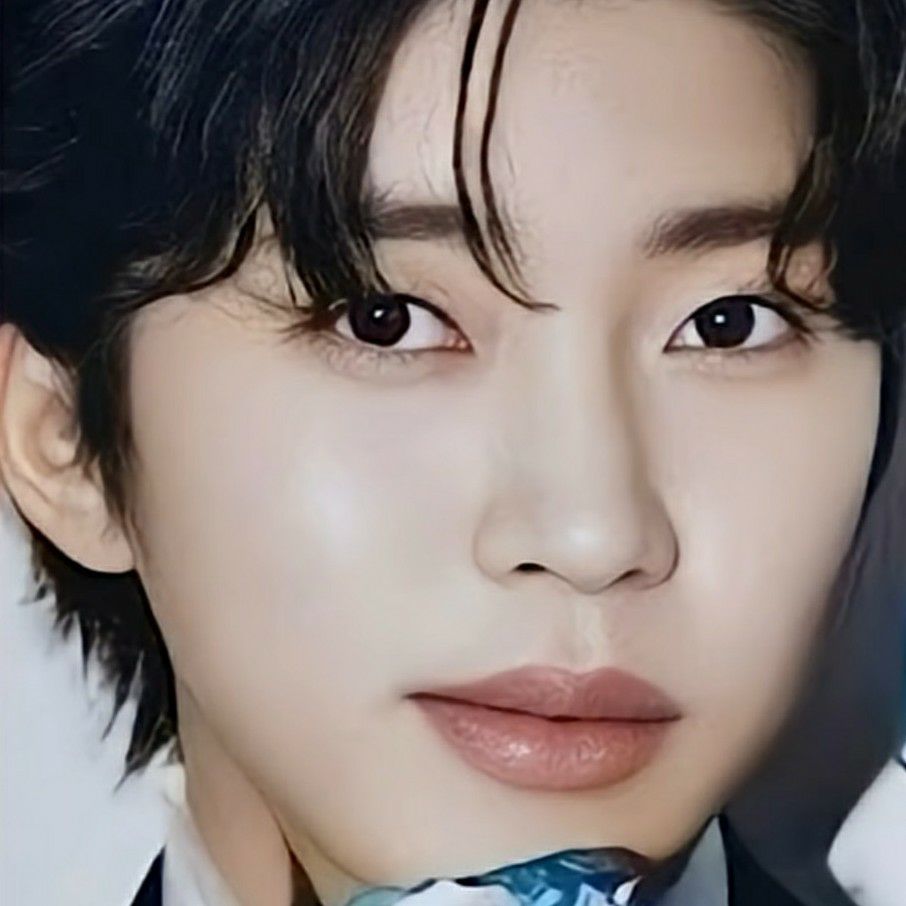 Foto terbaru dari Lim Youngwoong